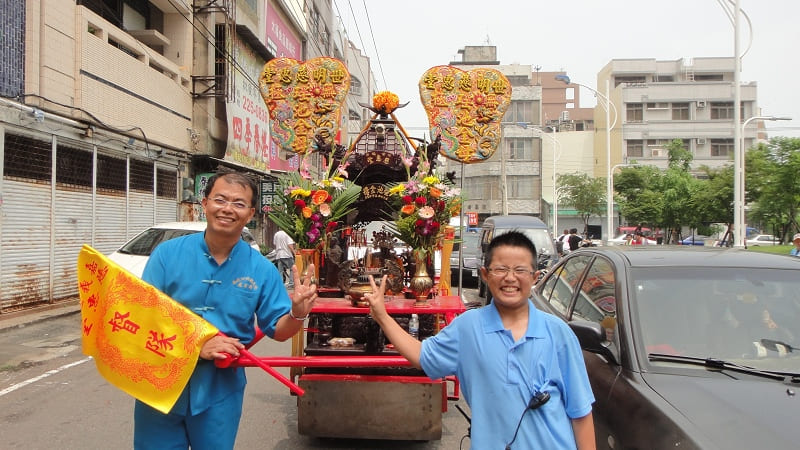 盧師兄!劉師弟本質不壞/要好好調教/劉師弟要穿青衣不簡單/要乖巧聽話/維護母娘形象喔